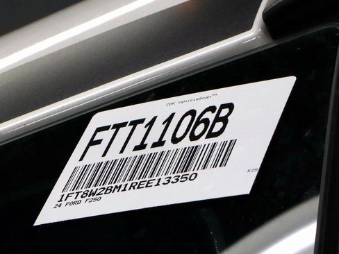 Used 2024 Ford F250 Lariat w/ Lariat Ultimate Package image 39