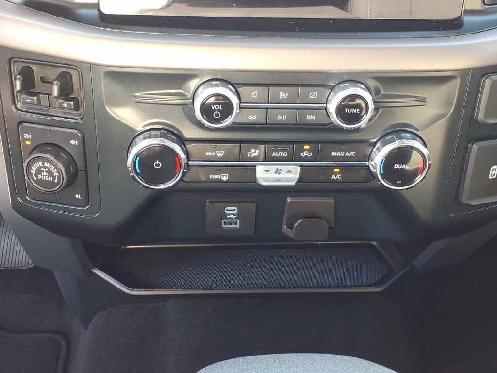 Used 2024 Ford F150 XLT w/ Tow/Haul Package AWD/4WD image 8