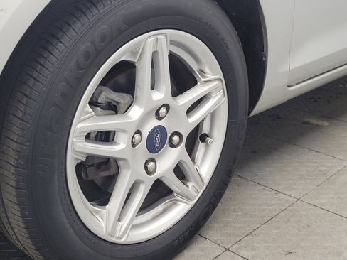 Used 2019 Ford Fiesta SE FWD image 31