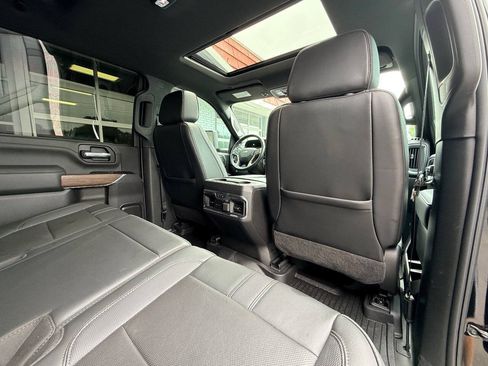 Used 2022 Chevrolet Silverado 3500 High Country w/ Z71 Off-Road Package AWD/4WD image 39