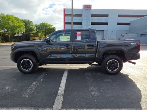 New 2026 Toyota Tacoma TRD Off-Road AWD/4WD image 8