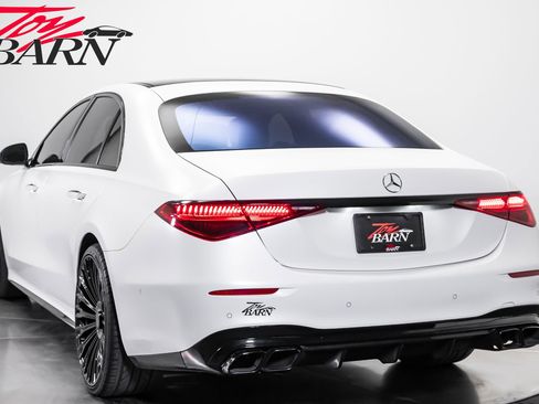 Used 2022 Mercedes-Benz S 580 4MATIC Sedan image 12