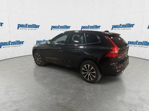 Used 2024 Volvo XC60 B5 Plus AWD/4WD image 7