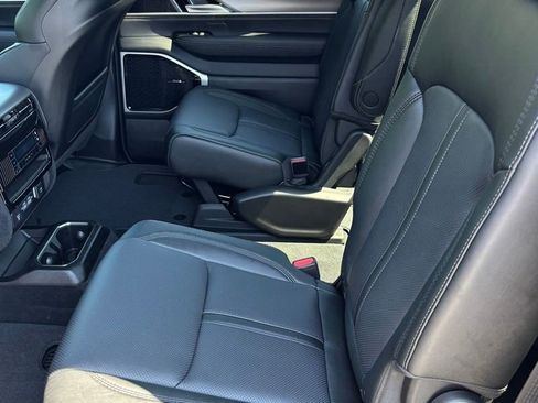 New 2026 Jeep Grand Wagoneer L Limited AWD/4WD image 20