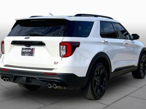 Used 2022 Ford Explorer ST w/ Equipment Group 401A AWD/4WD image 12