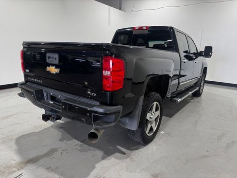 Used 2019 Chevrolet Silverado 2500 LTZ w/ Duramax Plus Package image 6