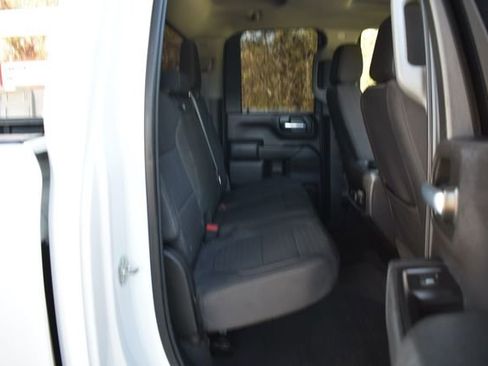 Used 2020 Chevrolet Silverado 2500 LT w/ Convenience Package image 15