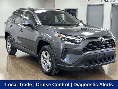 Used 2025 Toyota RAV4 XLE image 3