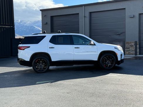 Used 2023 Chevrolet Traverse Premier w/ Redline Edition image 7