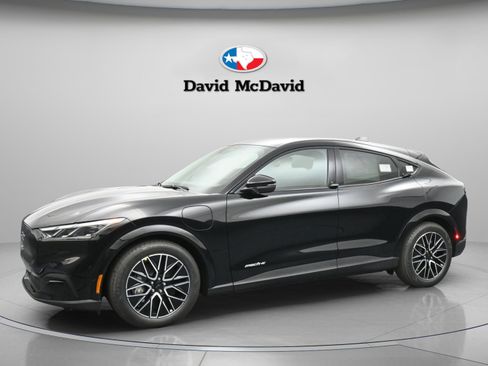 New 2026 Ford Mustang Mach-E Premium image 1