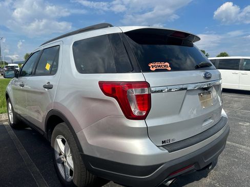Used 2018 Ford Explorer FWD image 4