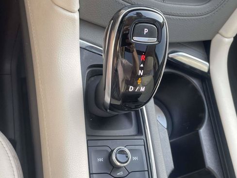 Used 2020 Cadillac XT6 Premium Luxury AWD/4WD image 25