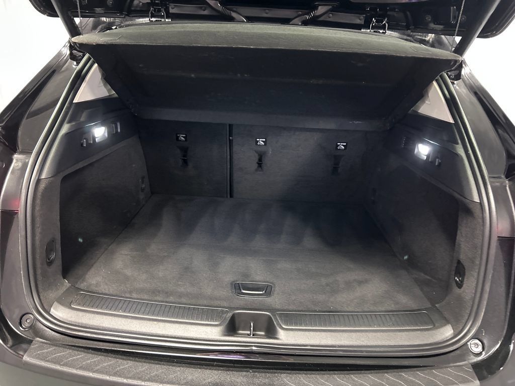 Used 2023 Buick Envision Essence w/ Sport Touring Package AWD/4WD image 25