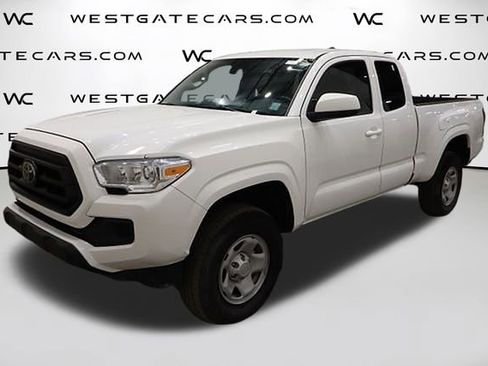 Used 2023 Toyota Tacoma SR image 1