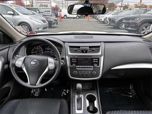 Used 2017 Nissan Altima 2.5 S w/ Power Driver Seat Package image 8