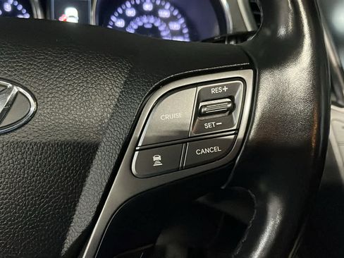 Used 2017 Hyundai Santa Fe Limited AWD/4WD image 13