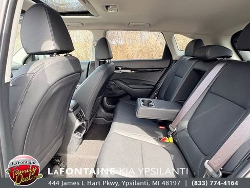 Certified 2025 Kia Seltos EX w/ EX Sunroof Package image 10
