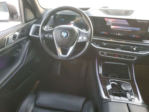 Used 2025 BMW X5 xDrive50e image 15