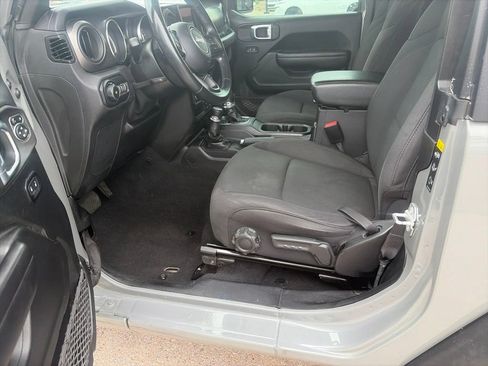 Used 2021 Jeep Wrangler Sport AWD/4WD image 22