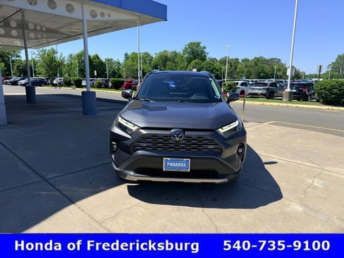 Used 2023 Toyota RAV4 Limited AWD/4WD image 8