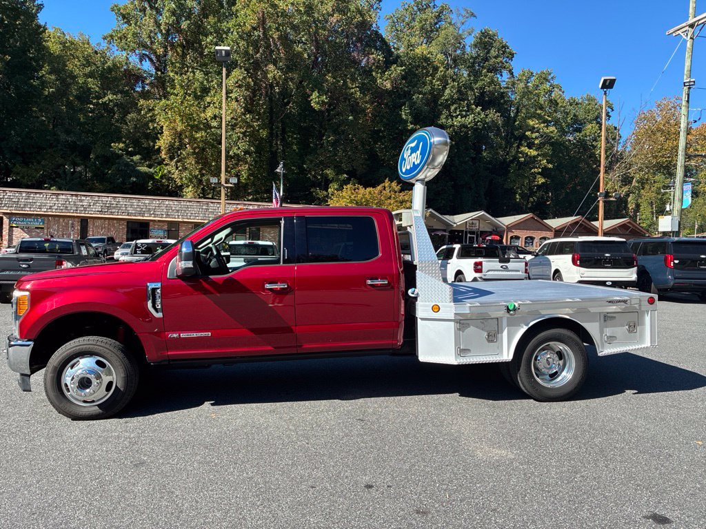 Used 2017 Ford F350 XLT w/ XLT Premium Package AWD/4WD image 6