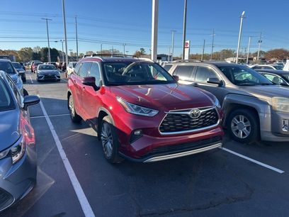 Used 2021 Toyota Highlander Platinum