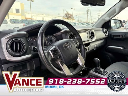 Used 2018 Toyota Tacoma SR5 image 13