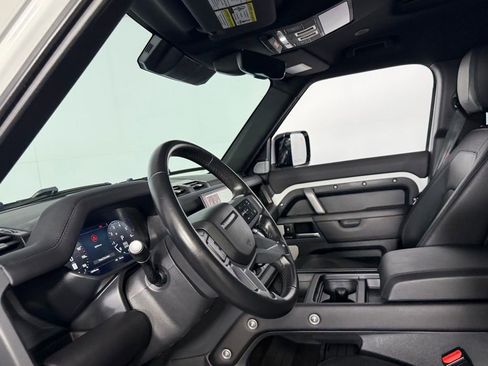 Used 2024 Land Rover Defender 130 X-Dynamic SE AWD/4WD image 26