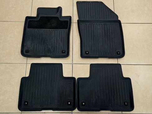 Used 2023 Volvo V60 B5 Cross Country Plus w/ Climate Package image 46