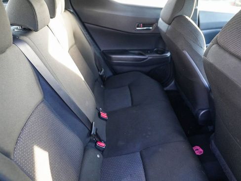 Used 2018 Toyota C-HR XLE image 19