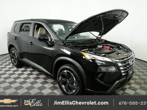 Used 2025 Nissan Rogue SV AWD/4WD image 33