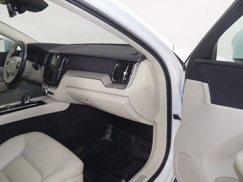 Used 2023 Volvo XC60 B5 Plus w/ Climate Package image 42