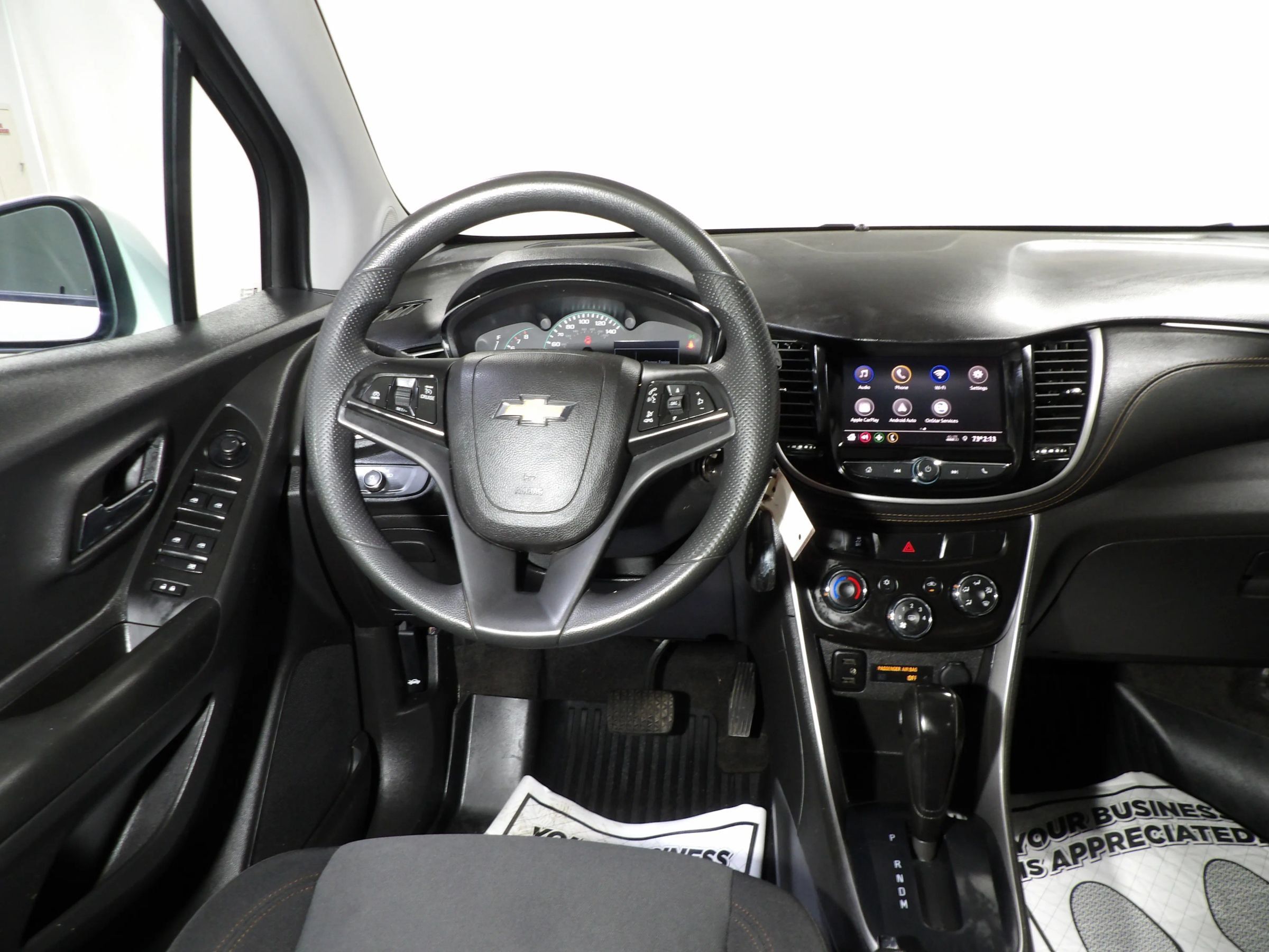 Used 2022 Chevrolet Trax LS w/ Tint and Cruise Package AWD/4WD image 11