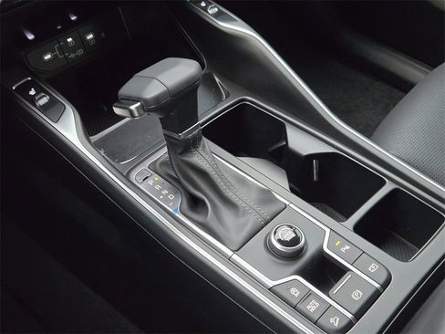 New 2026 Kia Sorento S w/ S Panoramic Sunroof Package FWD image 17