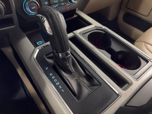 Used 2017 Ford F150 Lariat image 25