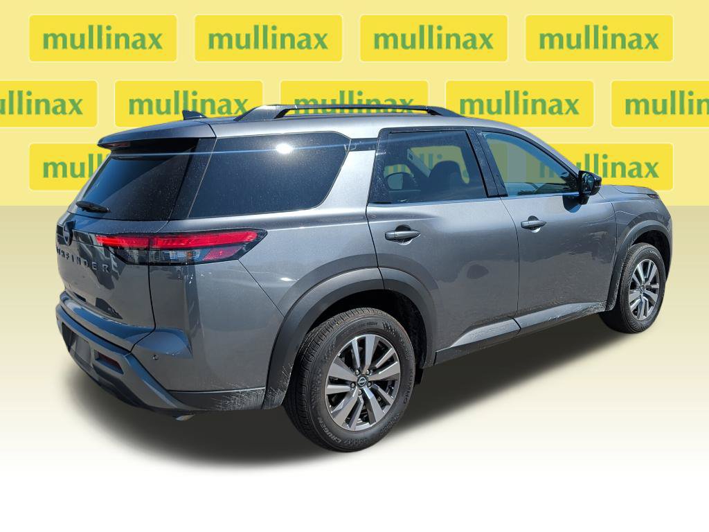 Used 2026 Nissan Pathfinder SL FWD image 6