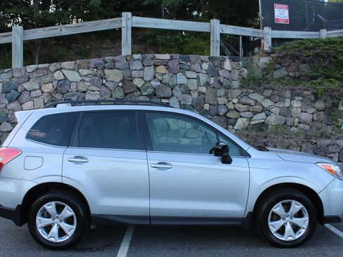 Used 2016 Subaru Forester 2.5i Limited image 5
