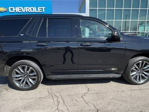 Used 2021 Cadillac Escalade Sport w/ Driver Assist Tech Package image 9