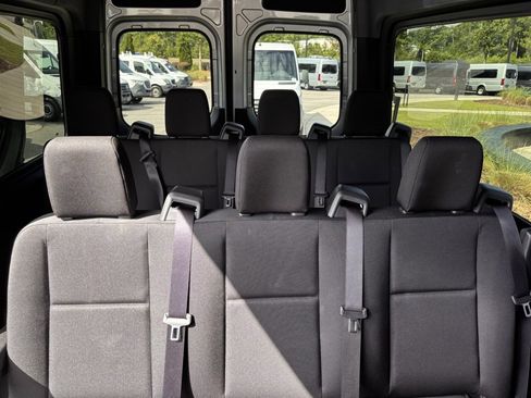 Used 2024 Mercedes-Benz Sprinter 2500 image 16