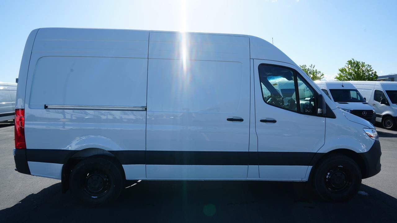 New 2026 Mercedes-Benz Sprinter 2500 image 4