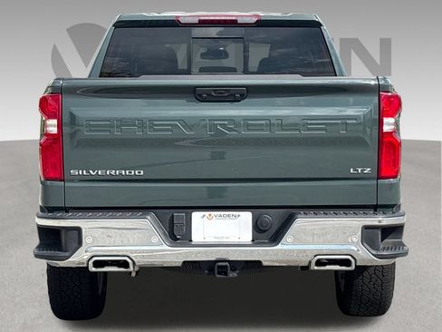 Used 2025 Chevrolet Silverado 1500 LTZ w/ Z71 Off-Road Package AWD/4WD image 19