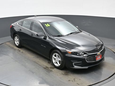 Used 2016 Chevrolet Malibu LS image 38