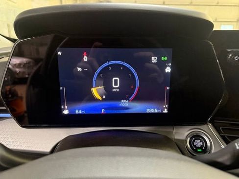 New 2026 Chevrolet Trax LT w/ LT Convenience Package FWD image 6