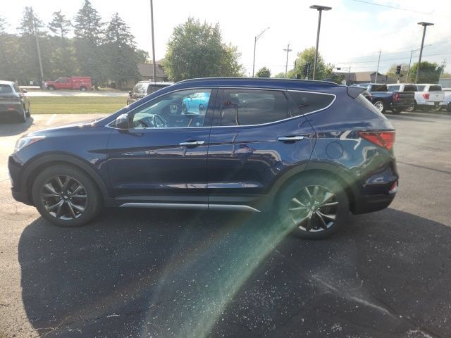 Used 2017 Hyundai Santa Fe Sport AWD/4WD image 5