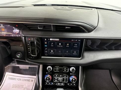 Used 2024 GMC Yukon Denali w/ Advanced Technology Package AWD/4WD image 25