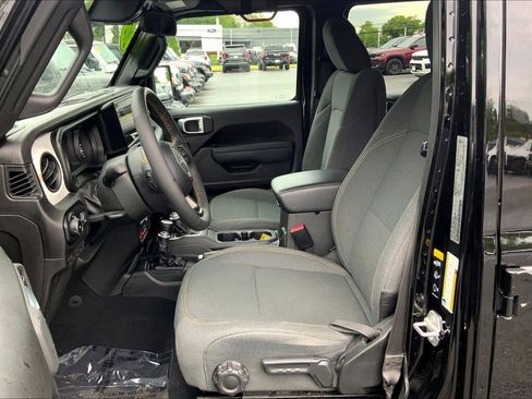 Certified 2024 Jeep Wrangler Unlimited Sport AWD/4WD image 7