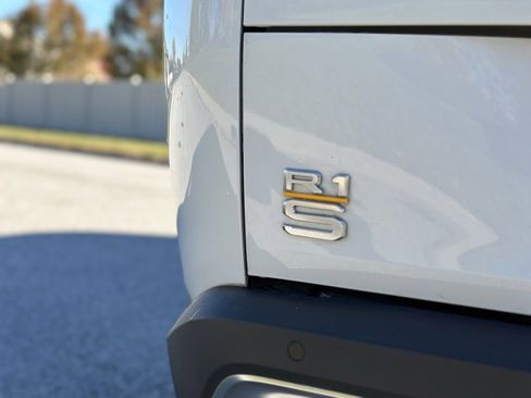 Used 2022 Rivian R1S Launch Edition image 14