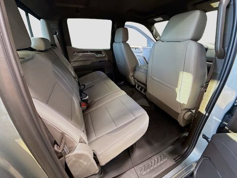 New 2026 GMC Sierra 1500 SLE w/ Preferred Package image 26