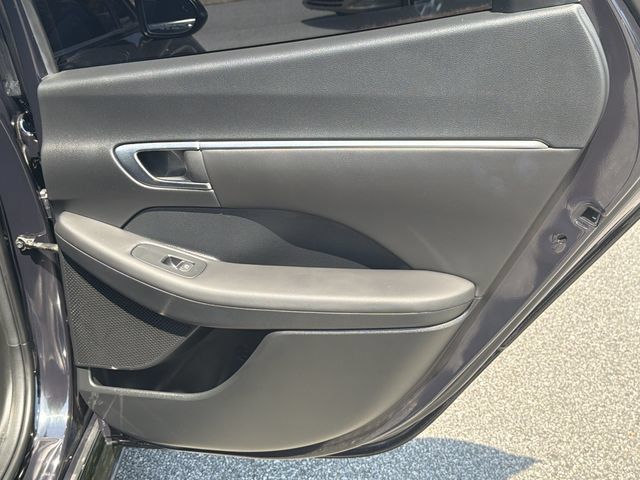 Used 2023 Hyundai Sonata SEL FWD image 19