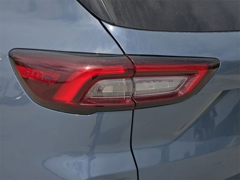 Used 2024 Ford Escape ST-Line image 6